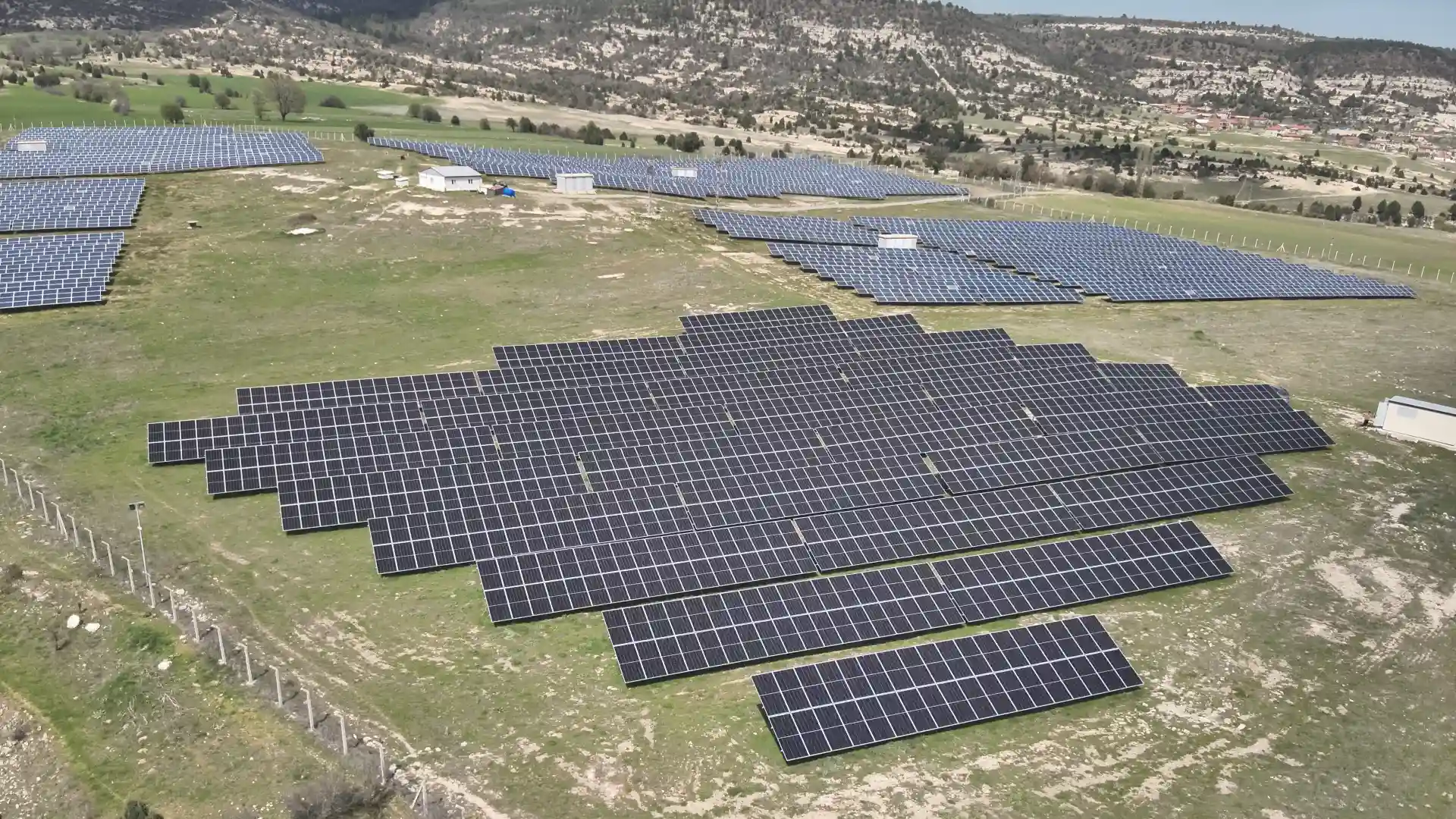 Tam Başarı Güneş Enerji Santrali
